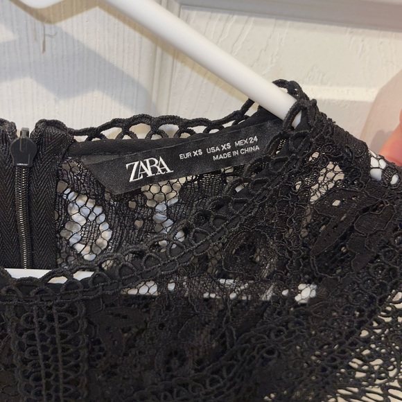 Lace top - Picture 3 of 3